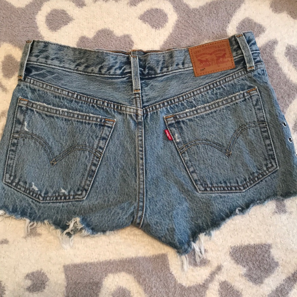 NWOT Levi Shorts